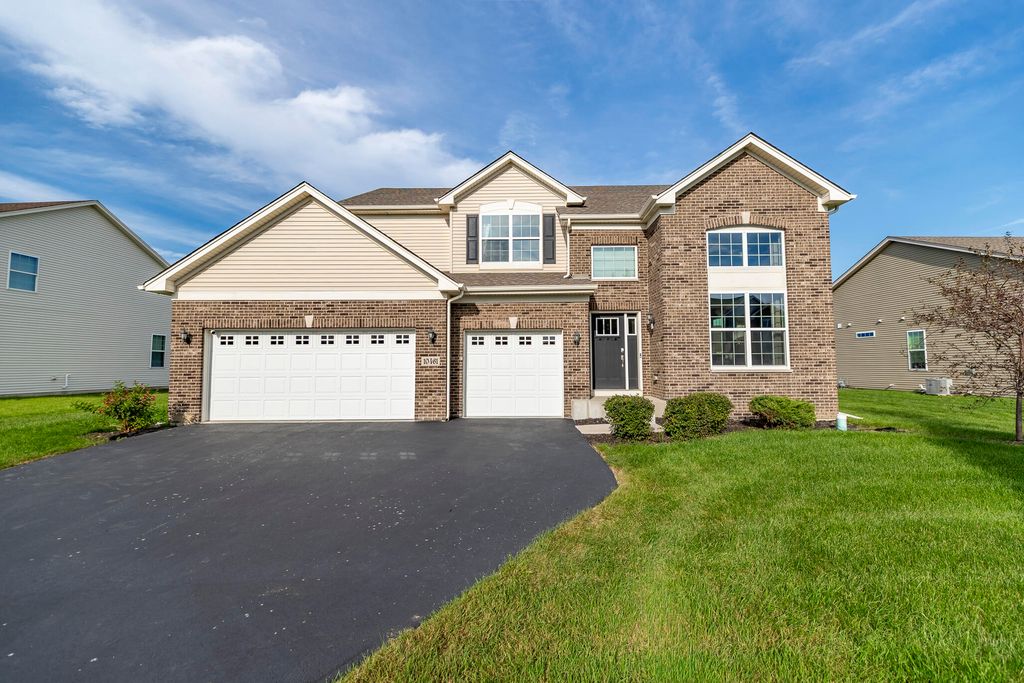 10461 Pine Lane, St. John, IN 46373