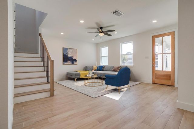 5618 Oaks Lane, Westworth Village, TX 76114