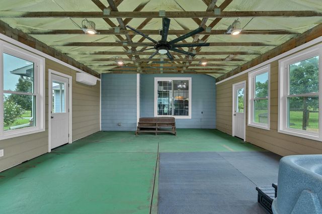 5842 S Joel, Derby, KS 67037
