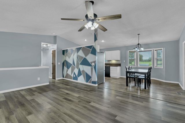 5842 S Joel, Derby, KS 67037