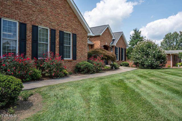 236 Old Stage Drive, Bristol, TN 37620