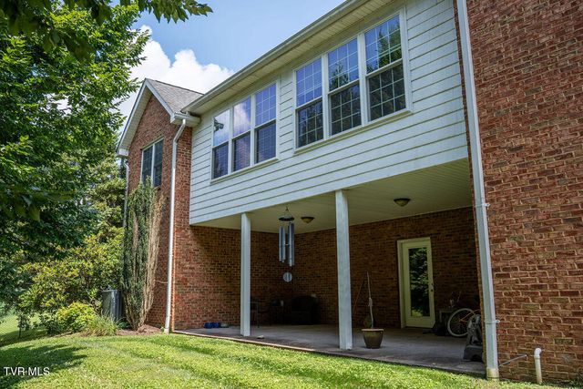 236 Old Stage Drive, Bristol, TN 37620
