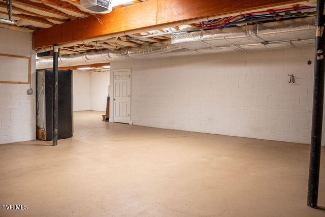 236 Old Stage Drive, Bristol, TN 37620