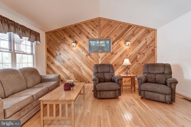 225 LAKEVIEW DR, Mineral, VA 23117