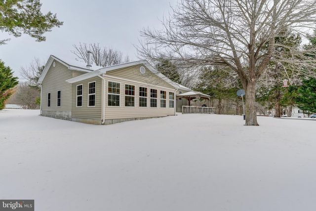 225 LAKEVIEW DR, Mineral, VA 23117