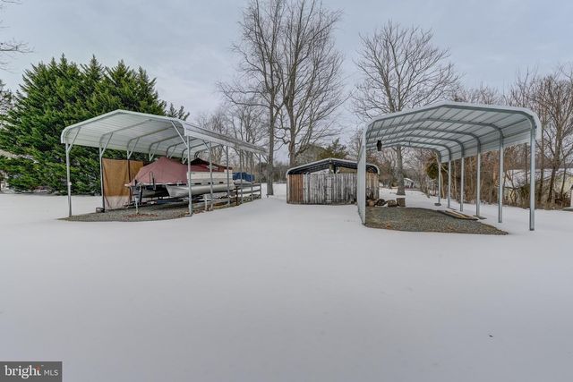 225 LAKEVIEW DR, Mineral, VA 23117