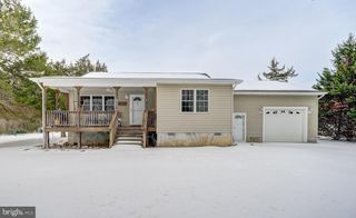 225 LAKEVIEW DR, Mineral, VA 23117