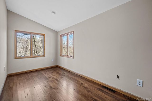 31 Paradise Hill, Highland Mills, NY 10930