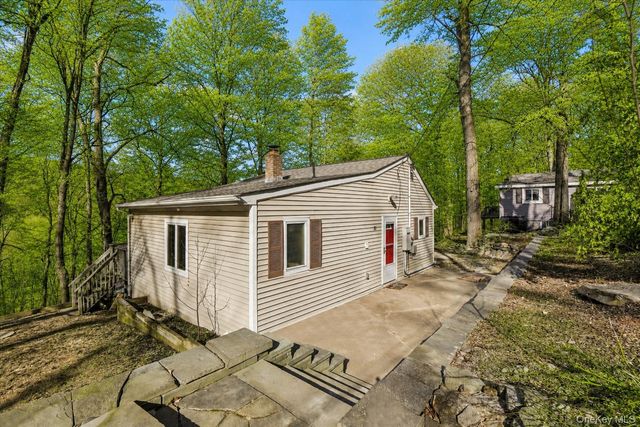 31 Paradise Hill, Highland Mills, NY 10930