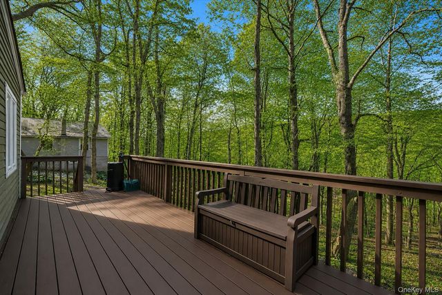 31 Paradise Hill, Highland Mills, NY 10930