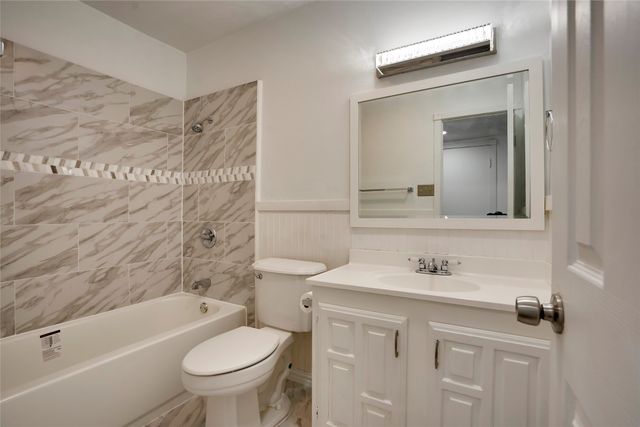 4704 Pemberton Lane, The Colony, TX 75056