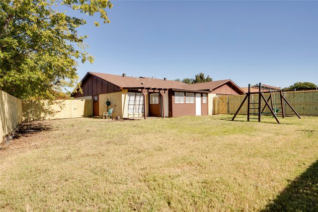 4704 Pemberton Lane, The Colony, TX 75056