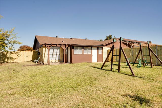 4704 Pemberton Lane, The Colony, TX 75056