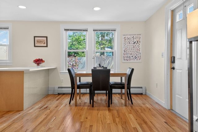 332 Jamaicaway 3, Boston, MA 02130