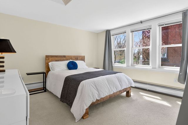 332 Jamaicaway 3, Boston, MA 02130