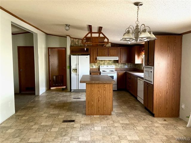 2258 Co Rd 106, Fayette, AL 35555