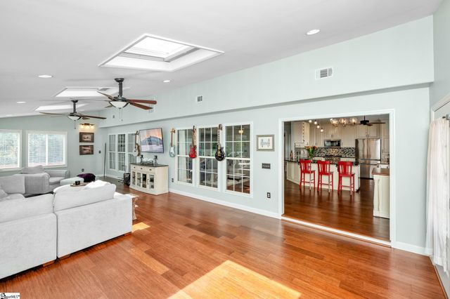 314 Karsten Creek Drive, Simpsonville, SC 29681