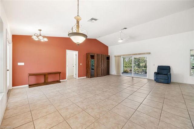 4406 Lake Heather CIR, St. James City, FL 33956