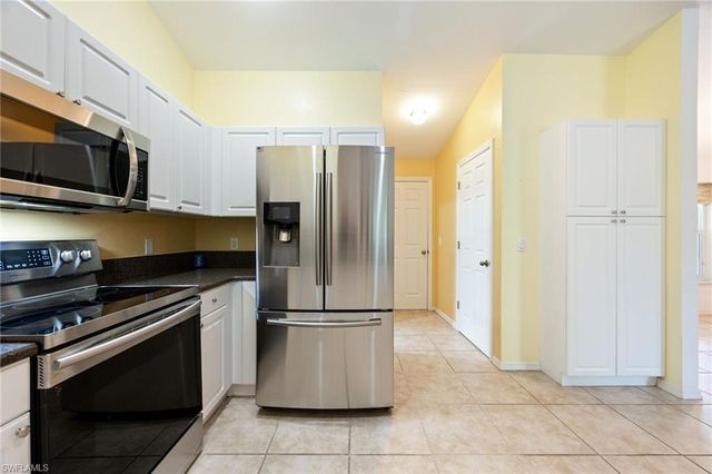 4406 Lake Heather CIR, St. James City, FL 33956