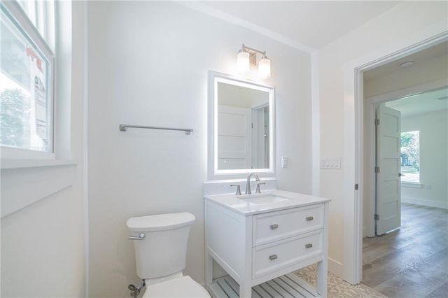 1502 Villanova DR, Austin, TX 78757