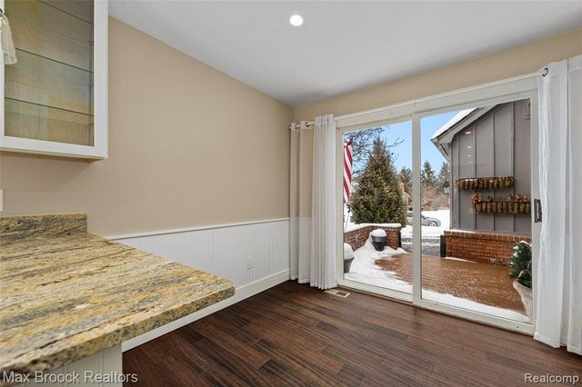 28602 Venice Court, Farmington Hills, MI 48334