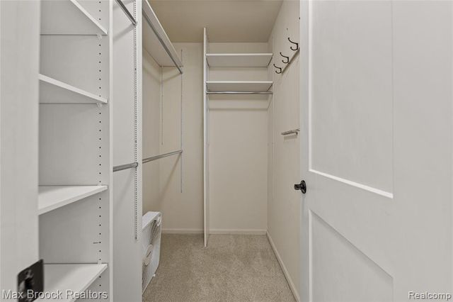 28602 Venice Court, Farmington Hills, MI 48334