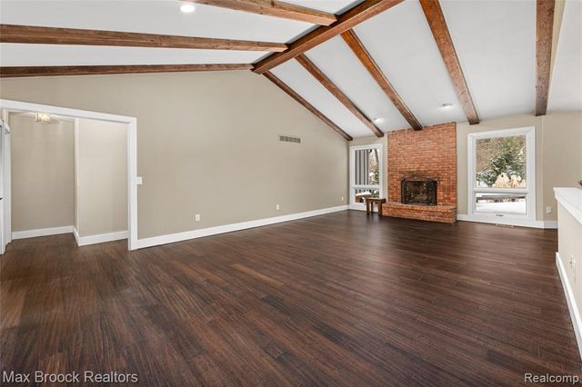 28602 Venice Court, Farmington Hills, MI 48334