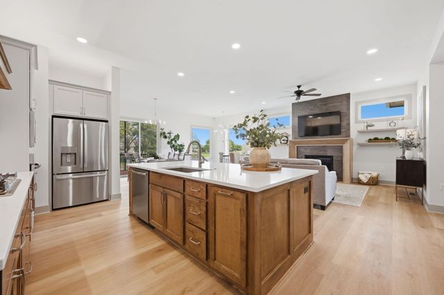 5108 N Highland St, Bel Aire, KS 67220