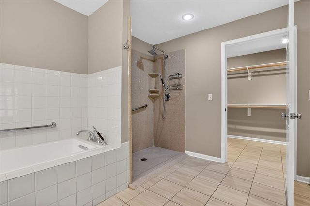 14232 W 151st Terrace 502, Olathe, KS 66062