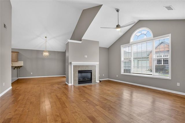 14232 W 151st Terrace 502, Olathe, KS 66062