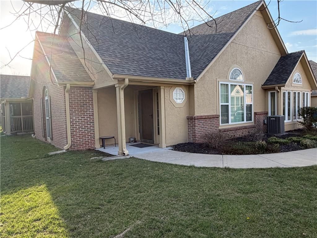 14232 W 151st Terrace 502, Olathe, KS 66062