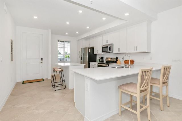 12320 WELLEN GOLF STREET 204, Venice, FL 34293