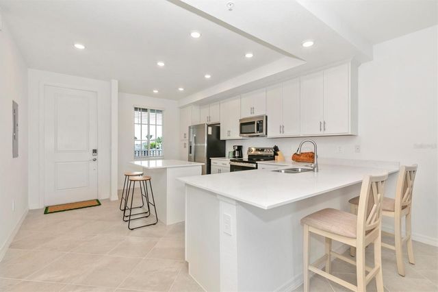 12320 WELLEN GOLF STREET 204, Venice, FL 34293