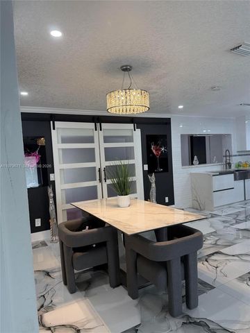 12121 SW 107th St, Miami, FL 33186