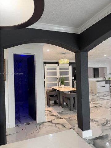 12121 SW 107th St, Miami, FL 33186