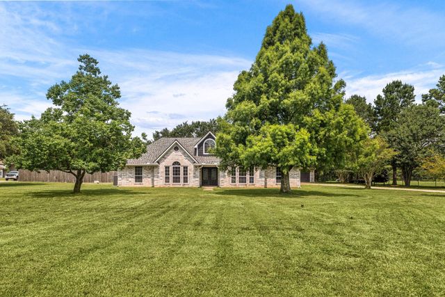 141 County Road 2209 S, Cleveland, TX 77327