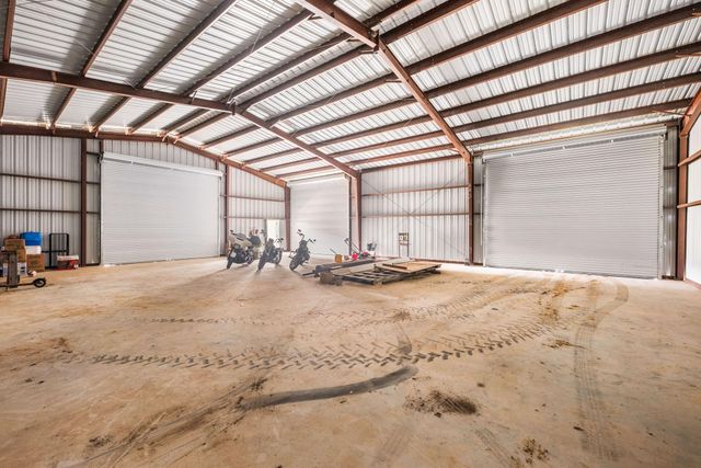 141 County Road 2209 S, Cleveland, TX 77327