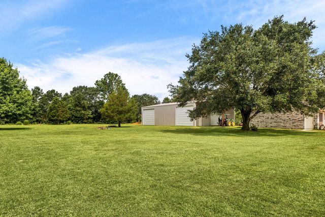 141 County Road 2209 S, Cleveland, TX 77327