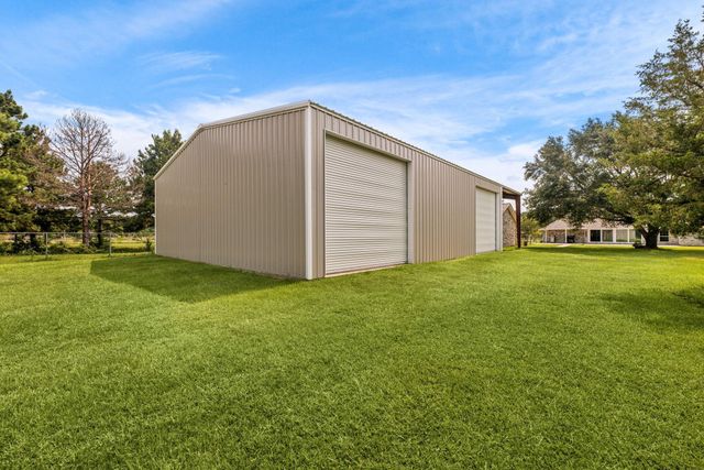 141 County Road 2209 S, Cleveland, TX 77327