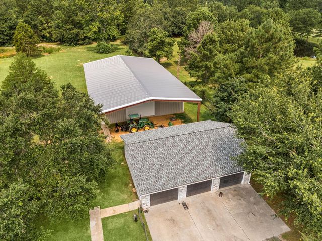 141 County Road 2209 S, Cleveland, TX 77327