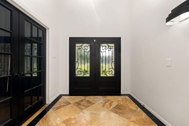 141 County Road 2209 S, Cleveland, TX 77327