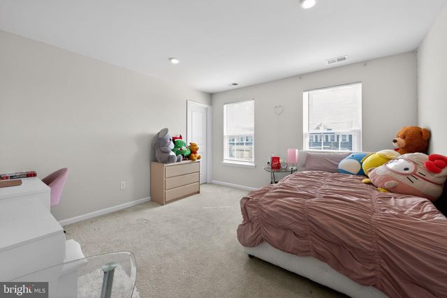 73 KINGSBERRY LN, Woodstown, NJ 08098