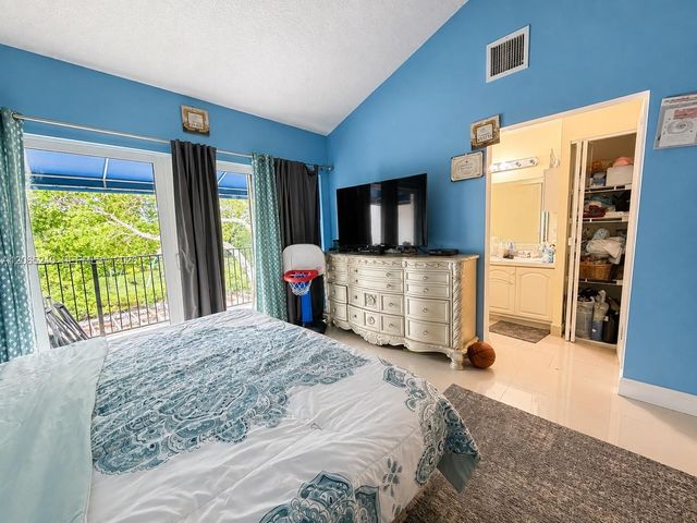 2311 SW 82nd Terrace, North Lauderdale, FL 33068