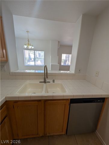 8501 West University Avenue 1071, Las Vegas, NV 89147