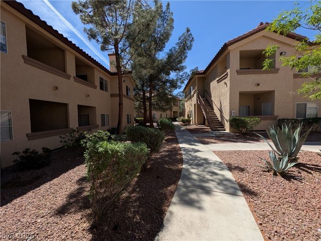 8501 West University Avenue 1071, Las Vegas, NV 89147