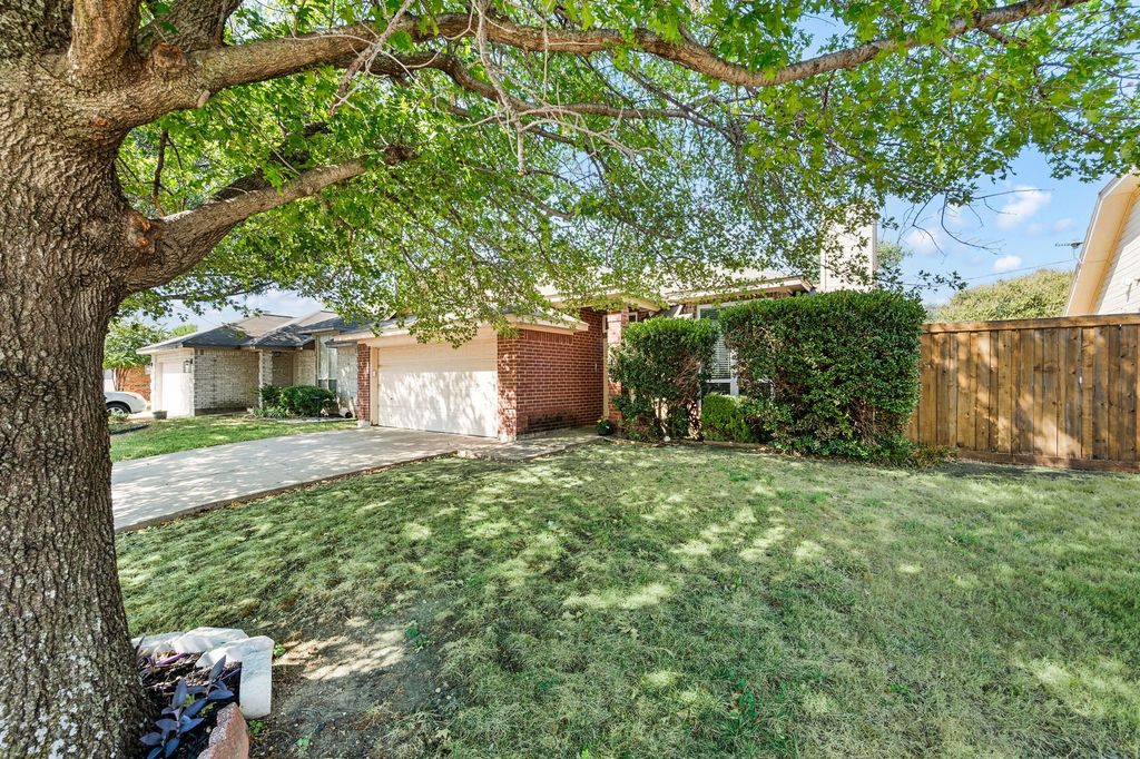5645 Cancun Drive, North Richland Hills, TX 76180 — photo 3