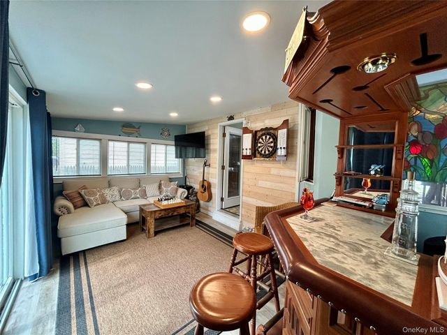 136 B Hampton Avenue, Mastic, NY 11950