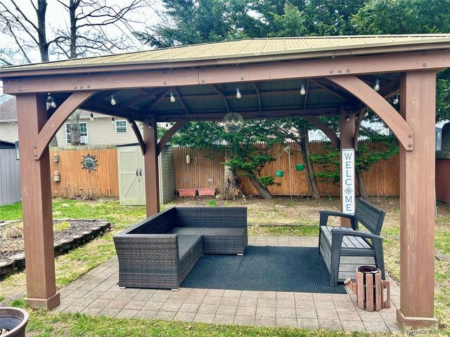 136 B Hampton Avenue, Mastic, NY 11950