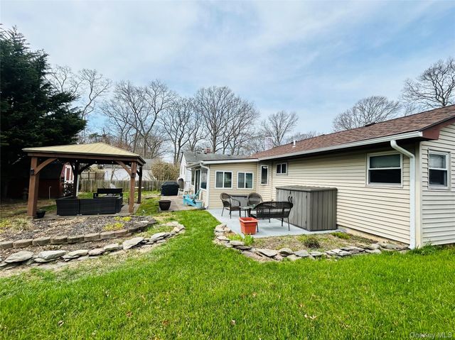 136 B Hampton Avenue, Mastic, NY 11950