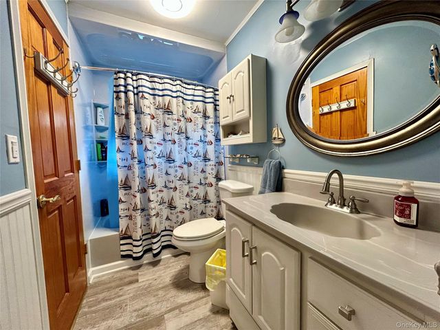 136 B Hampton Avenue, Mastic, NY 11950